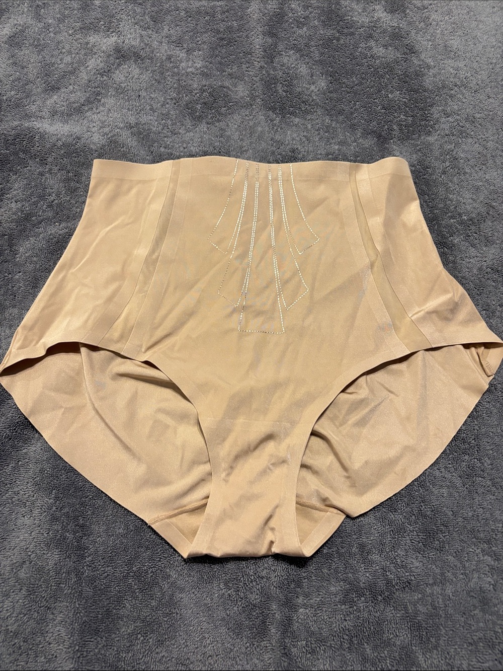 Women’s Chantelle 4 PACK NWOT High-Waist support brief slim, shape Nude Panty Lg